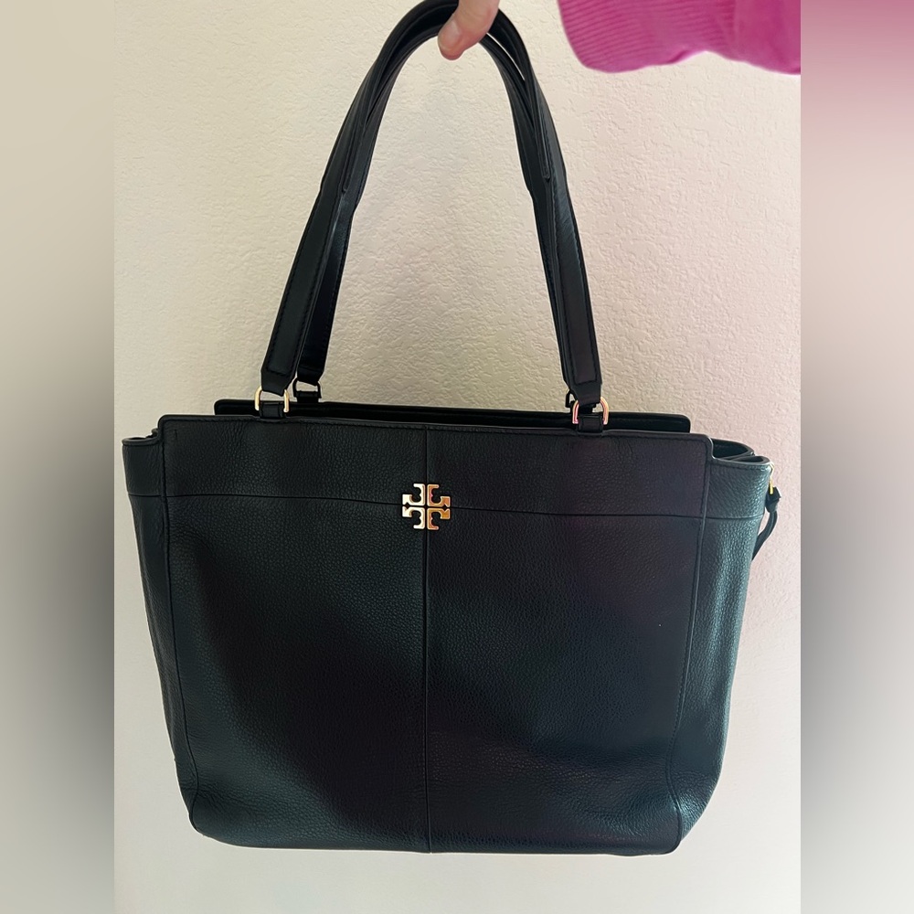 Tory Burch Black Pebbled Leather Ivy Zip Tote - Picture 5 of 16